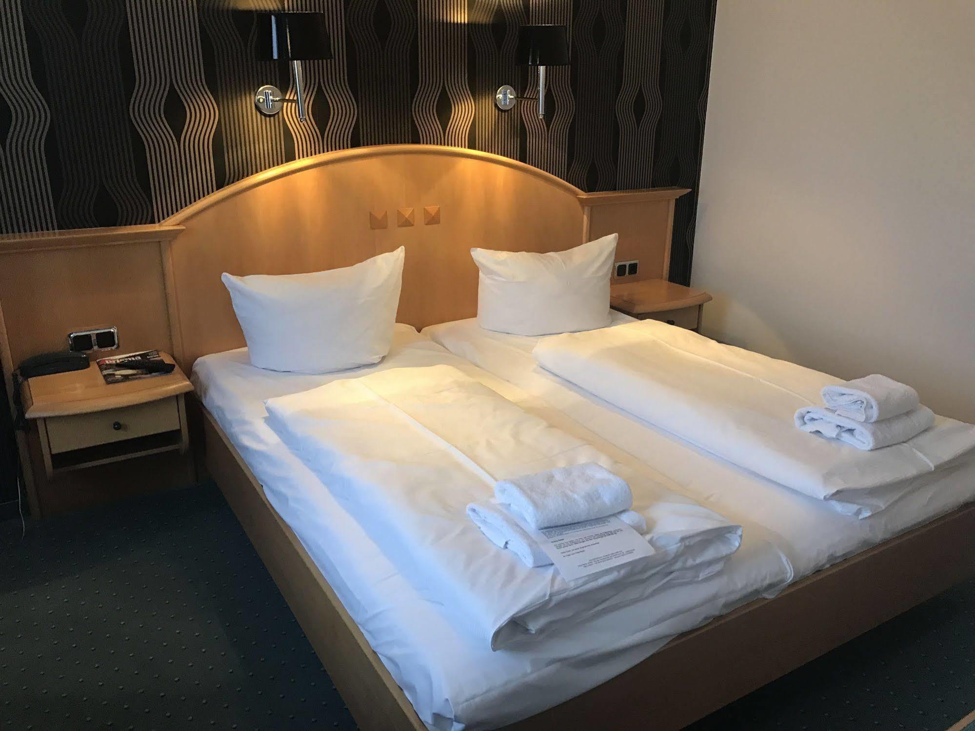 Hotel Berlin - Greenline Hotel Zossen Eksteriør billede